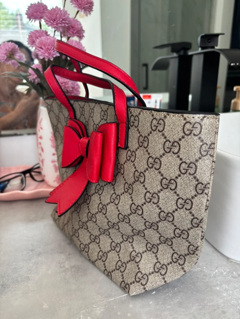 Gucci GG Supreme Monogram Bow Kids Tote Bag Red